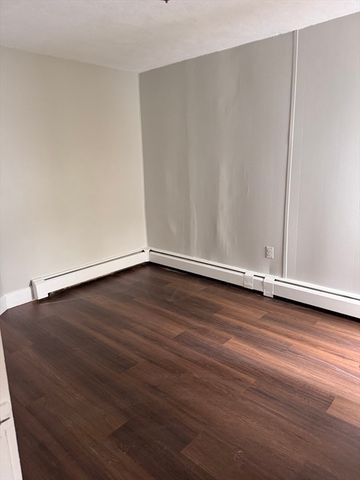 43 Sturbridge St 3, Boston, MA 02126