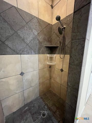 101 Cielo Vista, Canyon Lake, TX 78133