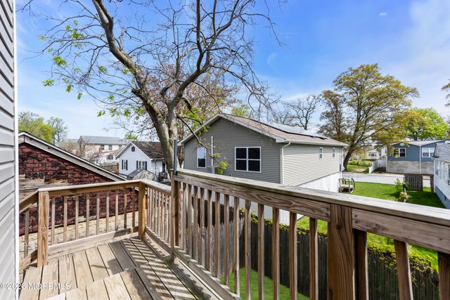 36 Woodside Avenue, Keansburg, NJ 07734