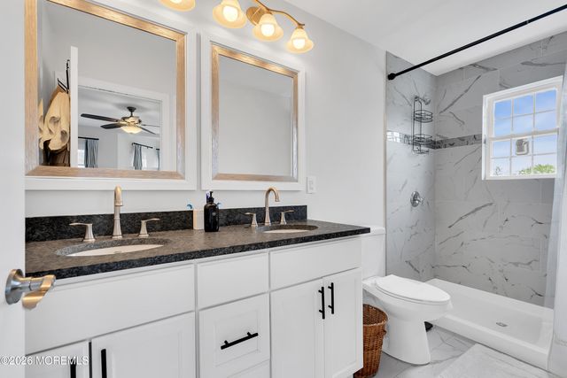 36 Woodside Avenue, Keansburg, NJ 07734