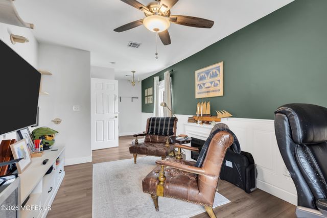 36 Woodside Avenue, Keansburg, NJ 07734