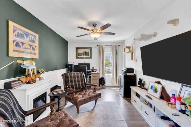 36 Woodside Avenue, Keansburg, NJ 07734