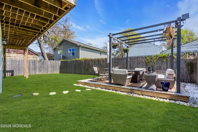 36 Woodside Avenue, Keansburg, NJ 07734