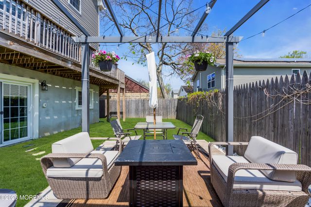 36 Woodside Avenue, Keansburg, NJ 07734