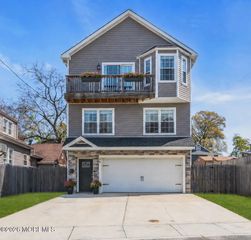 36 Woodside Avenue, Keansburg, NJ 07734