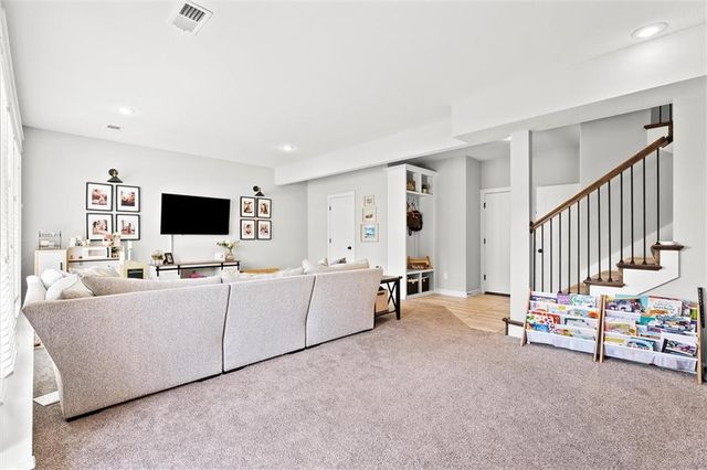 1410 NW 94 Street, Kansas City, MO 64155