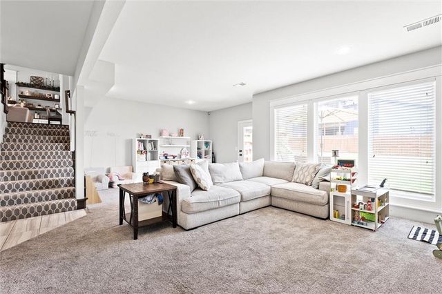 1410 NW 94 Street, Kansas City, MO 64155