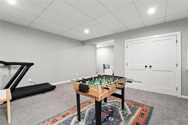 1410 NW 94 Street, Kansas City, MO 64155