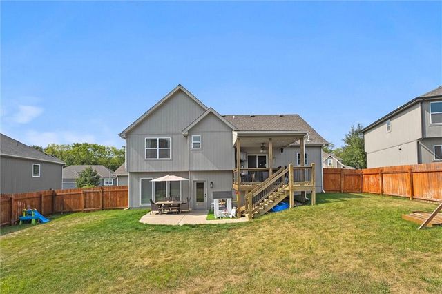 1410 NW 94 Street, Kansas City, MO 64155