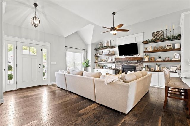 1410 NW 94 Street, Kansas City, MO 64155