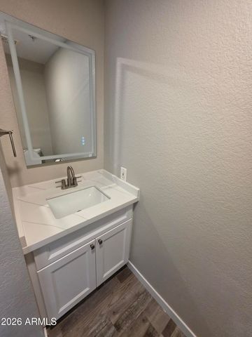 8954 E Shangri La Road, Scottsdale, AZ 85260