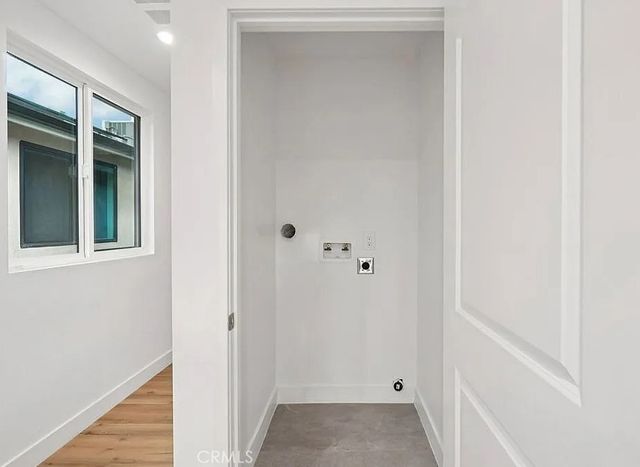 10422 Graham Avenue, Los Angeles, CA 90002