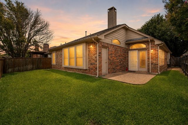 9316 Preston Trail, Irving, TX 75063