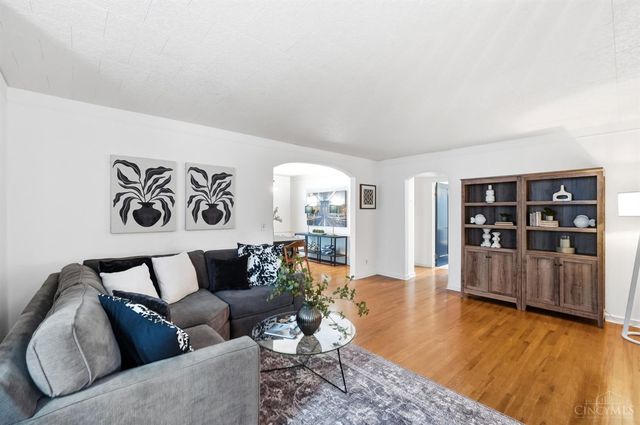 3258 Hanna Avenue, Cincinnati, OH 45211