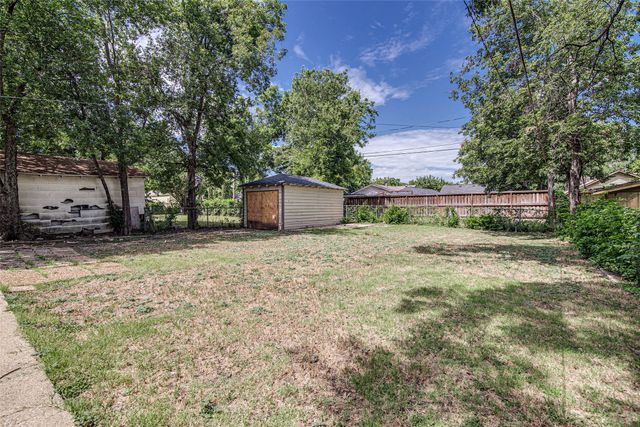 3316 Townsend Drive, Fort Worth, TX 76110