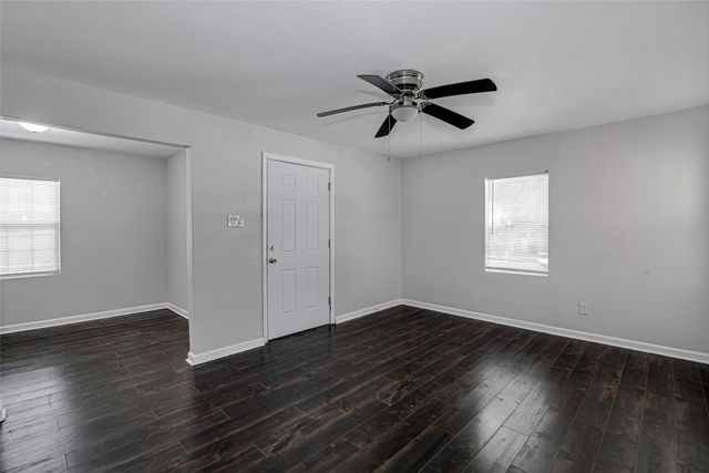 3316 Townsend Drive, Fort Worth, TX 76110