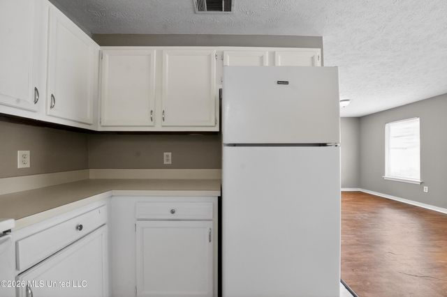 6643 Glen Ridge Drive, Jackson, MS 39213