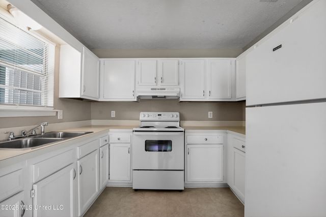 6643 Glen Ridge Drive, Jackson, MS 39213
