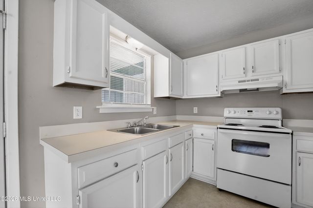 6643 Glen Ridge Drive, Jackson, MS 39213