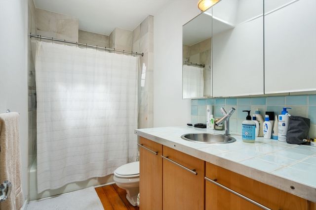 35 Milford St 5, Boston, MA 02118