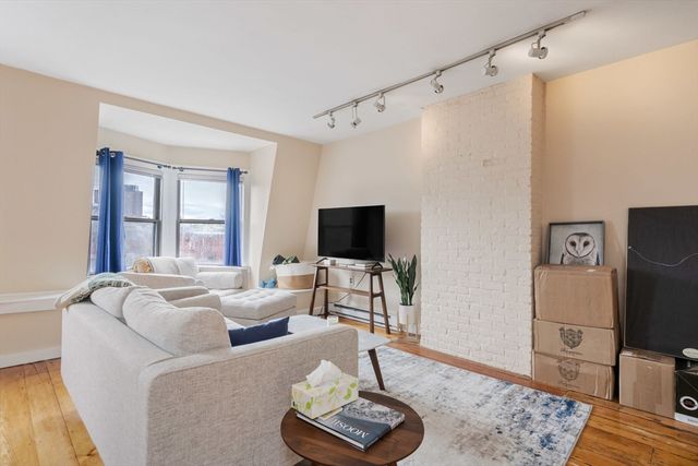 35 Milford St 5, Boston, MA 02118