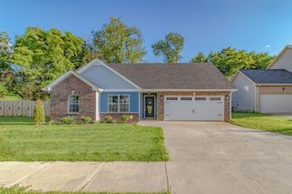 209 Azalea Drive, Oak Grove, KY 42262