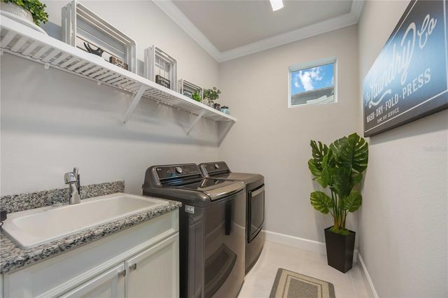 8012 CLEARWATER COURT, Sarasota, FL 34241