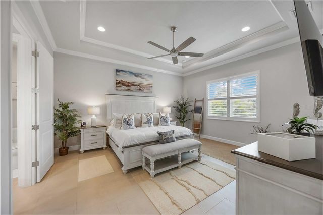 8012 CLEARWATER COURT, Sarasota, FL 34241