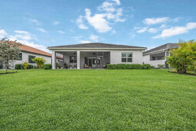 8012 CLEARWATER COURT, Sarasota, FL 34241