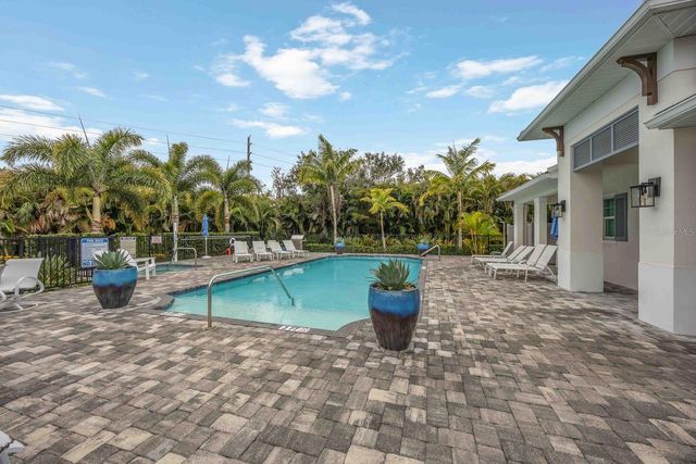 8012 CLEARWATER COURT, Sarasota, FL 34241