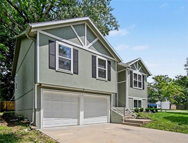 7444 Oakland Avenue, Kansas City, KS 66112
