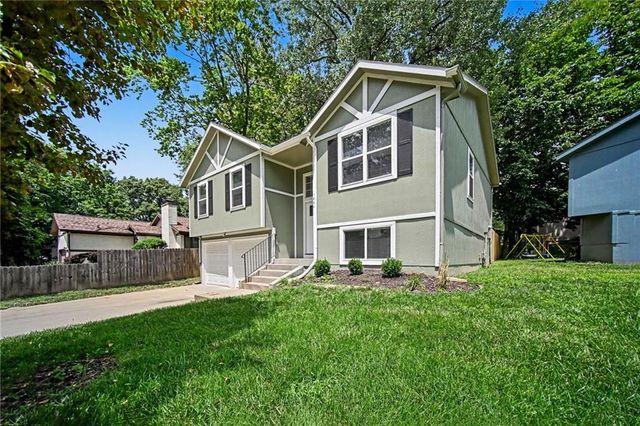 7444 Oakland Avenue, Kansas City, KS 66112