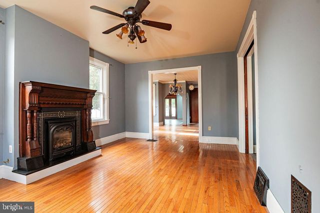 501 MAPLE AVE, Palmyra, NJ 08065