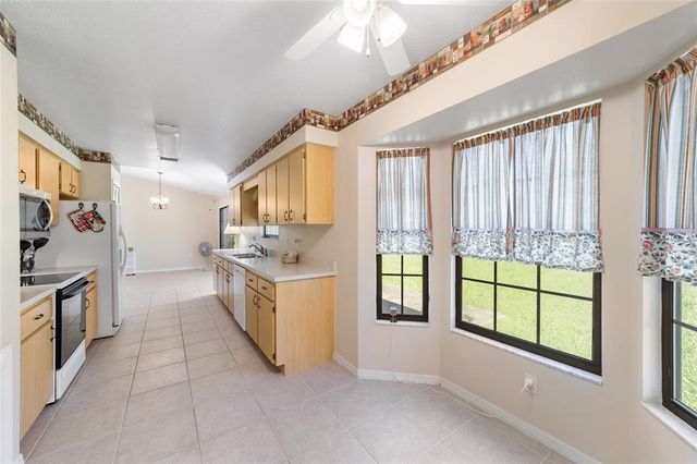 22 BANYAN DRIVE, Ocala, FL 34472