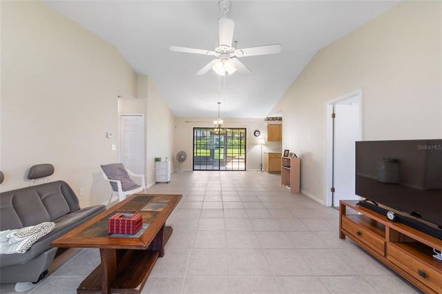 22 BANYAN DRIVE, Ocala, FL 34472