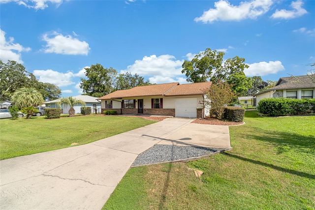 22 BANYAN DRIVE, Ocala, FL 34472