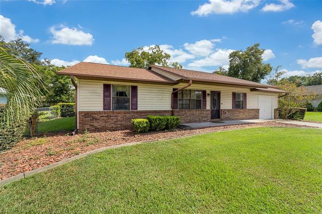 22 BANYAN DRIVE, Ocala, FL 34472