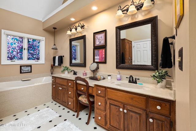 9194 Rosalie Cove, Rosalie Cove, Olive Branch, MS 38654