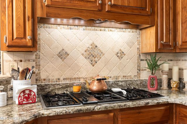 9194 Rosalie Cove, Rosalie Cove, Olive Branch, MS 38654