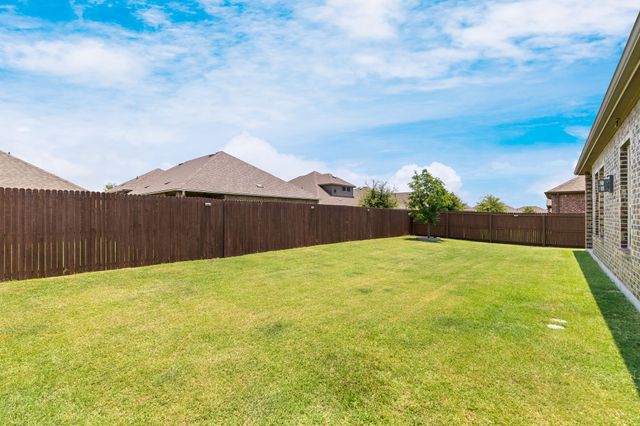 11316 Culberson Drive, Aubrey, TX 76227
