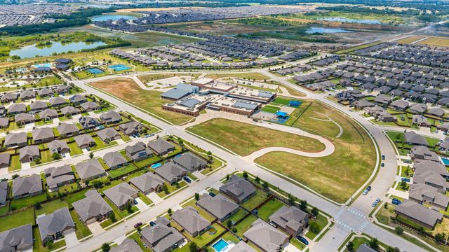 11316 Culberson Drive, Aubrey, TX 76227