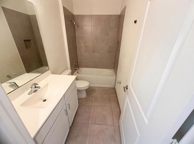 12473 NW Lynch Lane, Port Saint Lucie, FL 34987