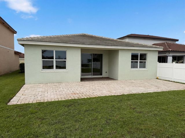 12473 NW Lynch Lane, Port Saint Lucie, FL 34987