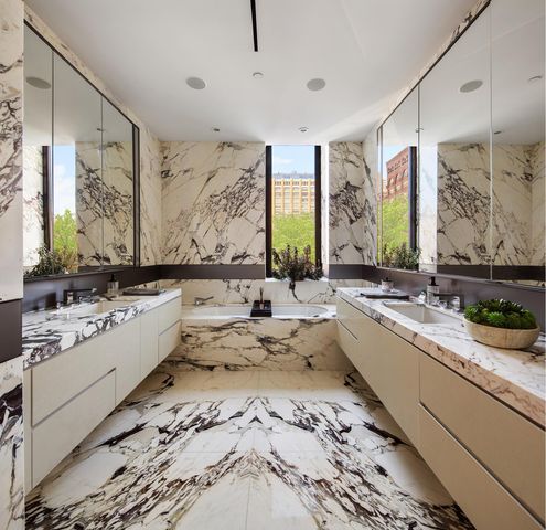 11 BEACH Street THB, New York City, NY 10013