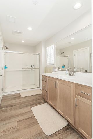 580 Mccaffrey Way, Madera, CA 93636