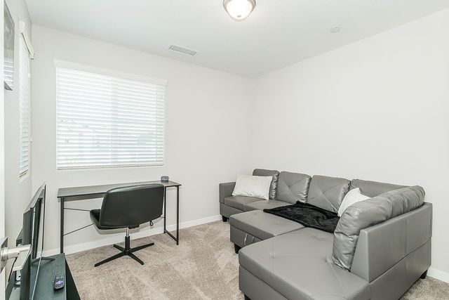 580 Mccaffrey Way, Madera, CA 93636