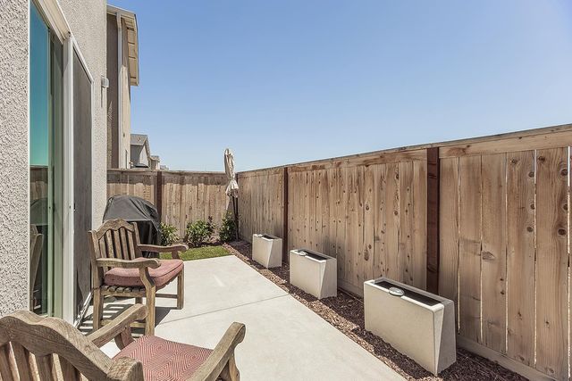 580 Mccaffrey Way, Madera, CA 93636