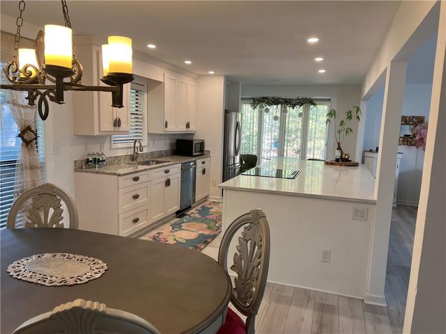 8555 Colony Club Drive, Alpharetta, GA 30022