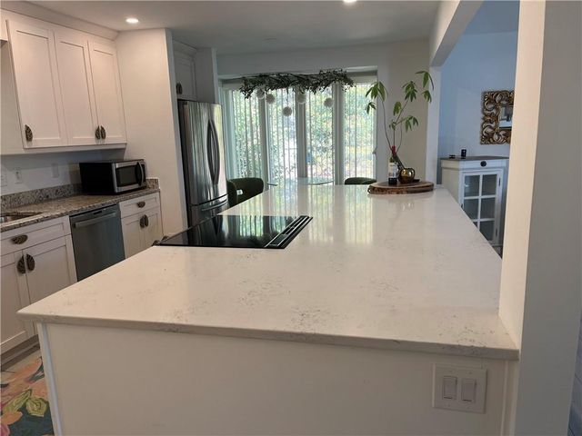 8555 Colony Club Drive, Alpharetta, GA 30022