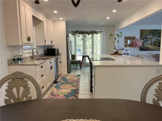 8555 Colony Club Drive, Alpharetta, GA 30022